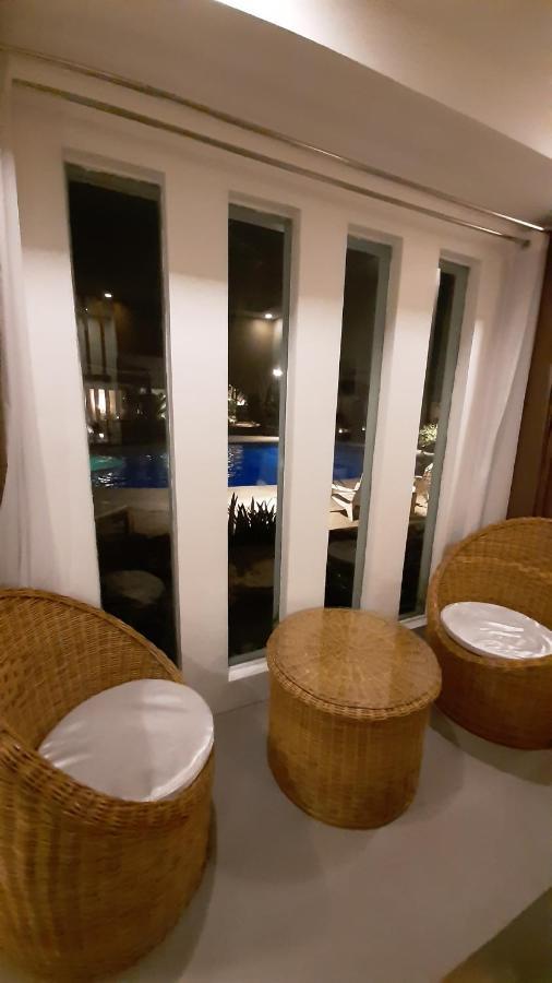 Urban Sands Hotel Iloilo Экстерьер фото