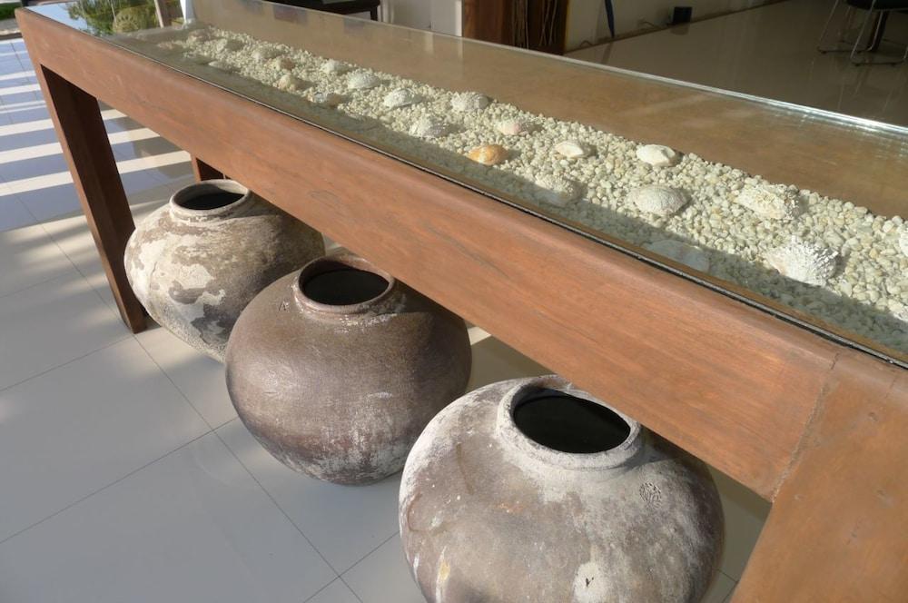 Urban Sands Hotel Iloilo Экстерьер фото